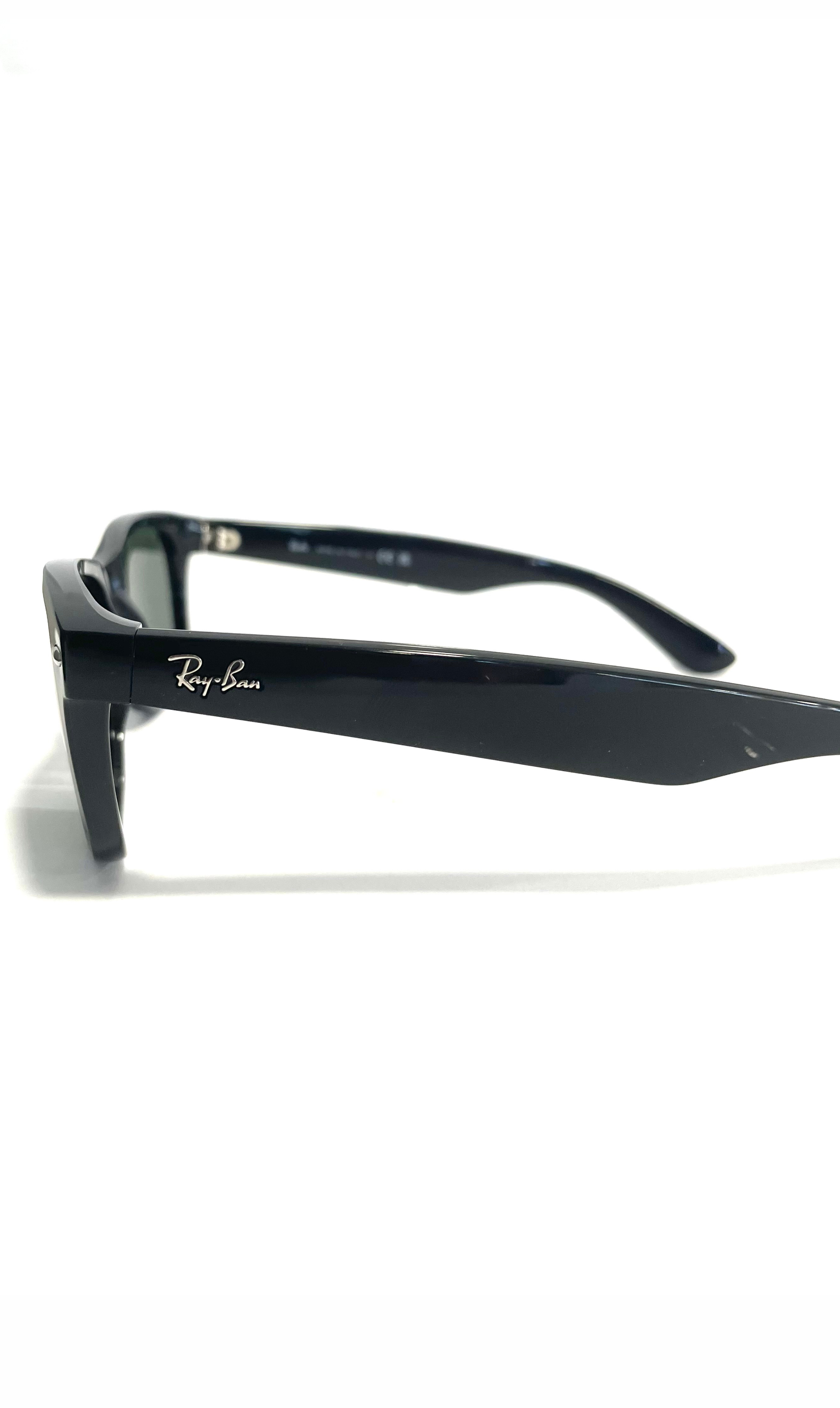 Lunettes de soleil RayBan rectangulaires noires