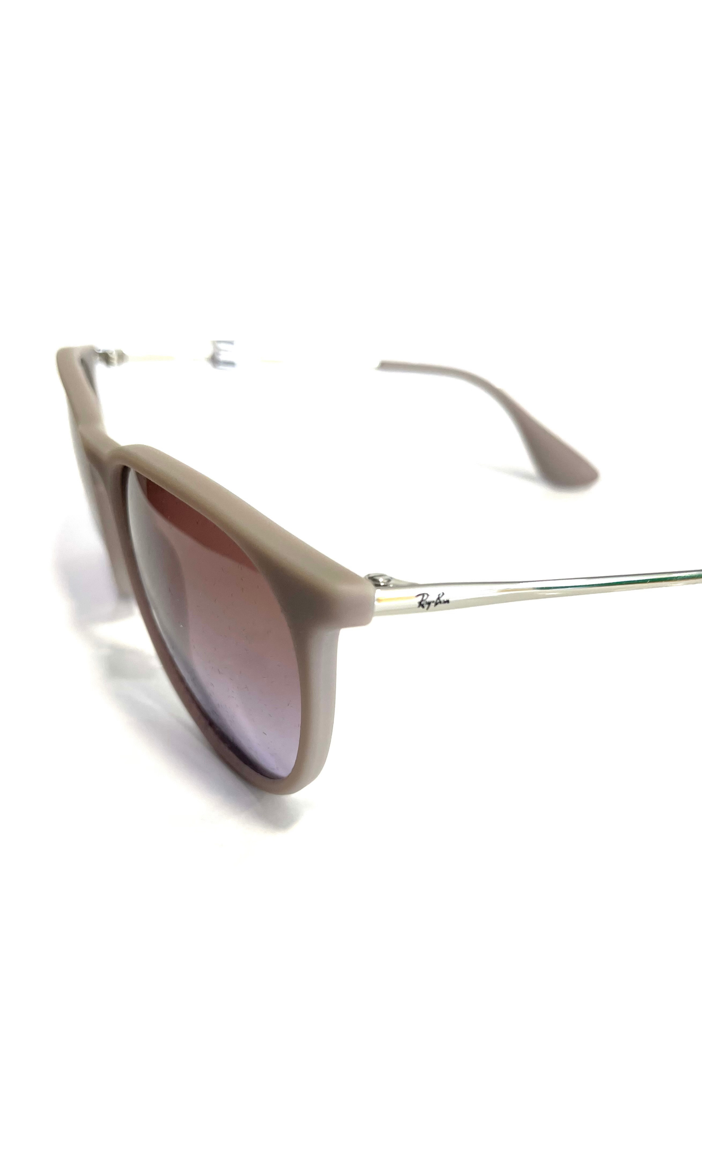 Lunettes de soleil RayBan sable foncé