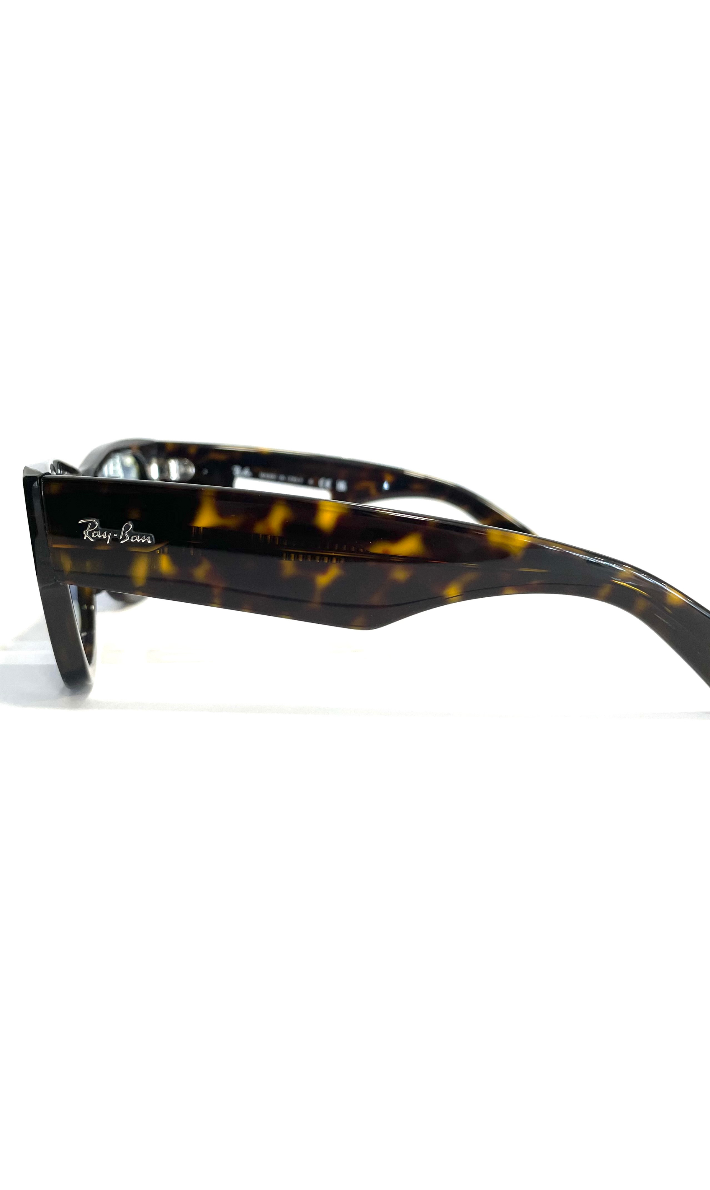Lunettes de soleil RayBan épaisses à motif écaillé